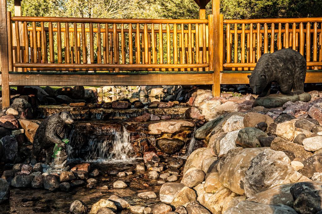 ויסקונסין דלס Meadowbrook Resort מראה חיצוני תמונה