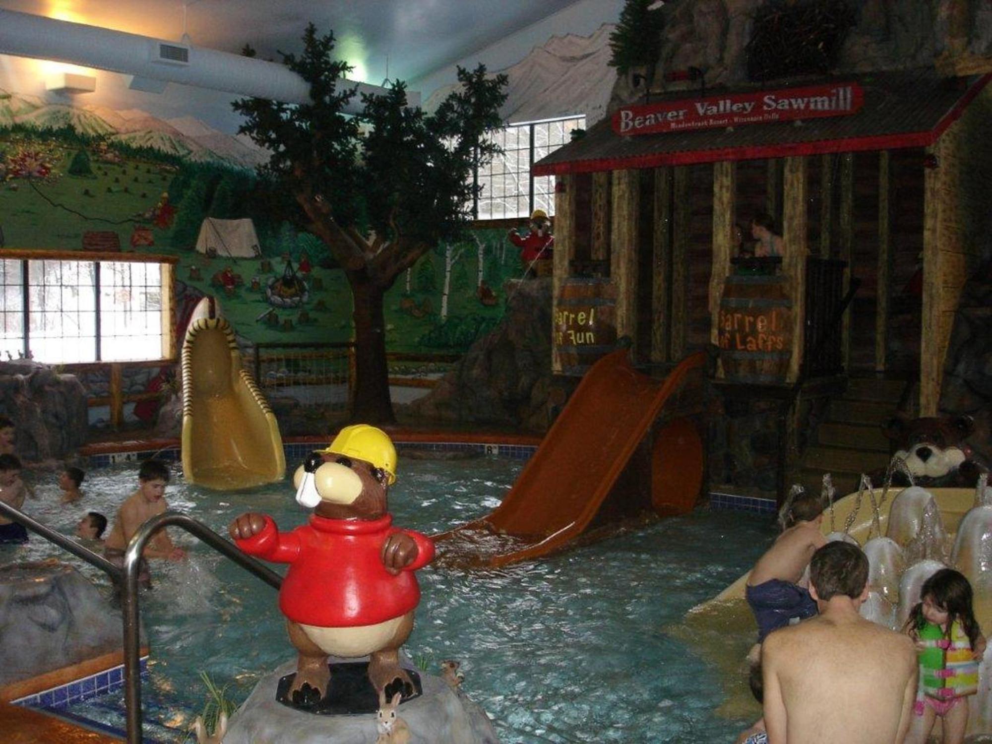 ויסקונסין דלס Meadowbrook Resort מראה חיצוני תמונה