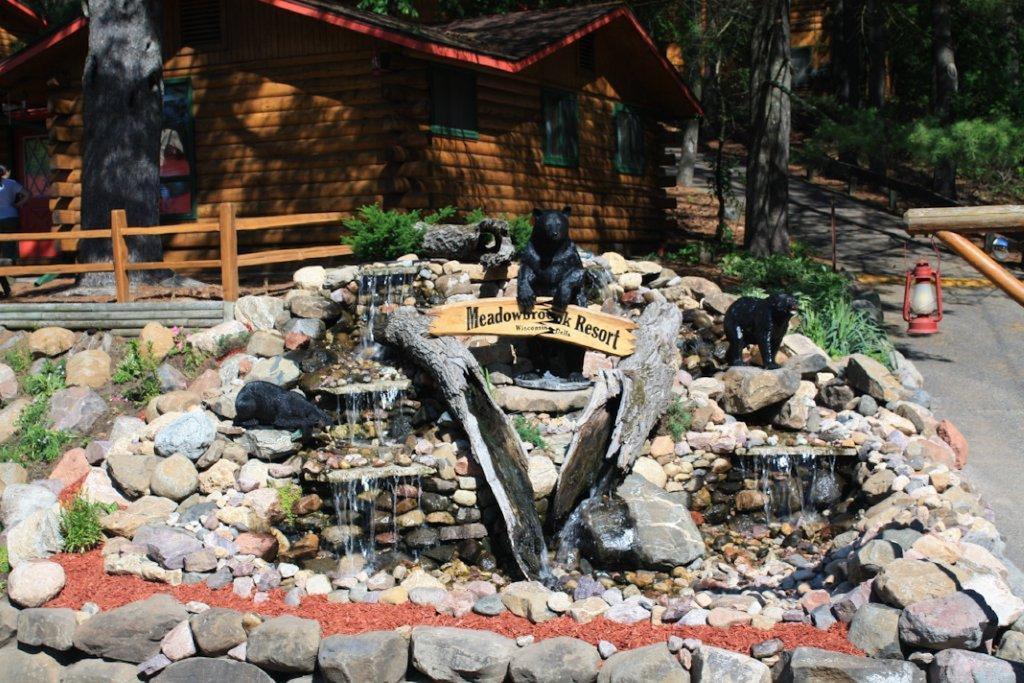 ויסקונסין דלס Meadowbrook Resort מראה חיצוני תמונה