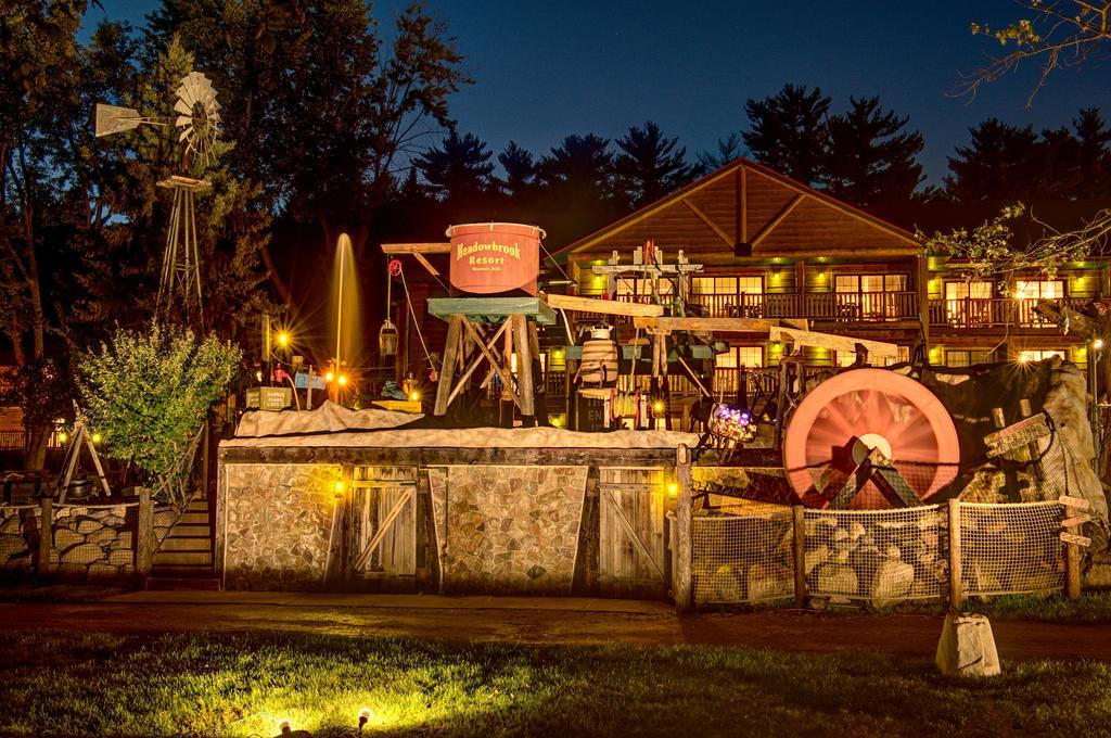 ויסקונסין דלס Meadowbrook Resort מראה חיצוני תמונה