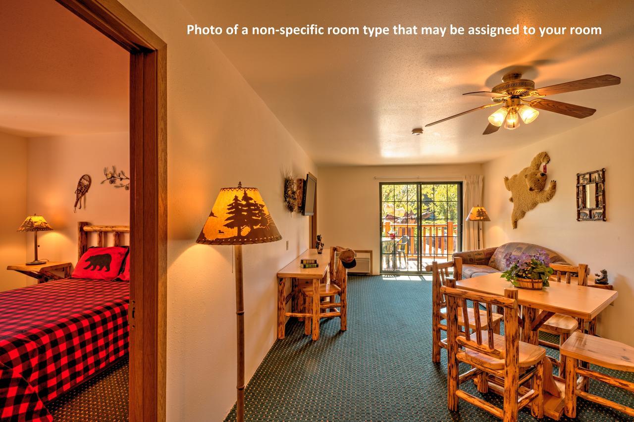 ויסקונסין דלס Meadowbrook Resort מראה חיצוני תמונה