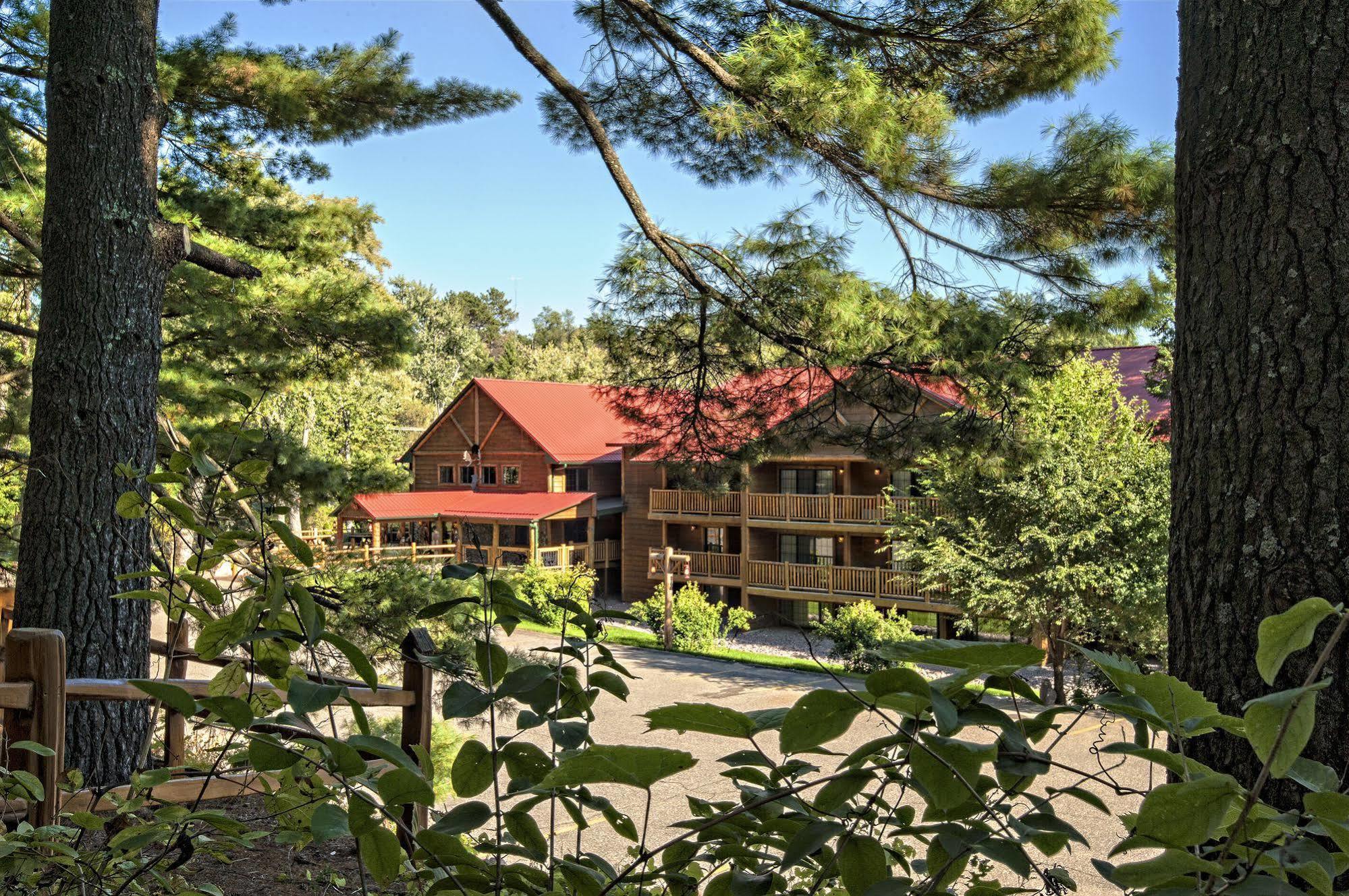 ויסקונסין דלס Meadowbrook Resort מראה חיצוני תמונה